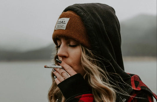 How to Smoke a Pre-Rolled CBD Joint?
